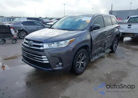 2018 Toyota Highlander Le Plus from USA, damaged, VIN 5TDZZRFH4JS249382